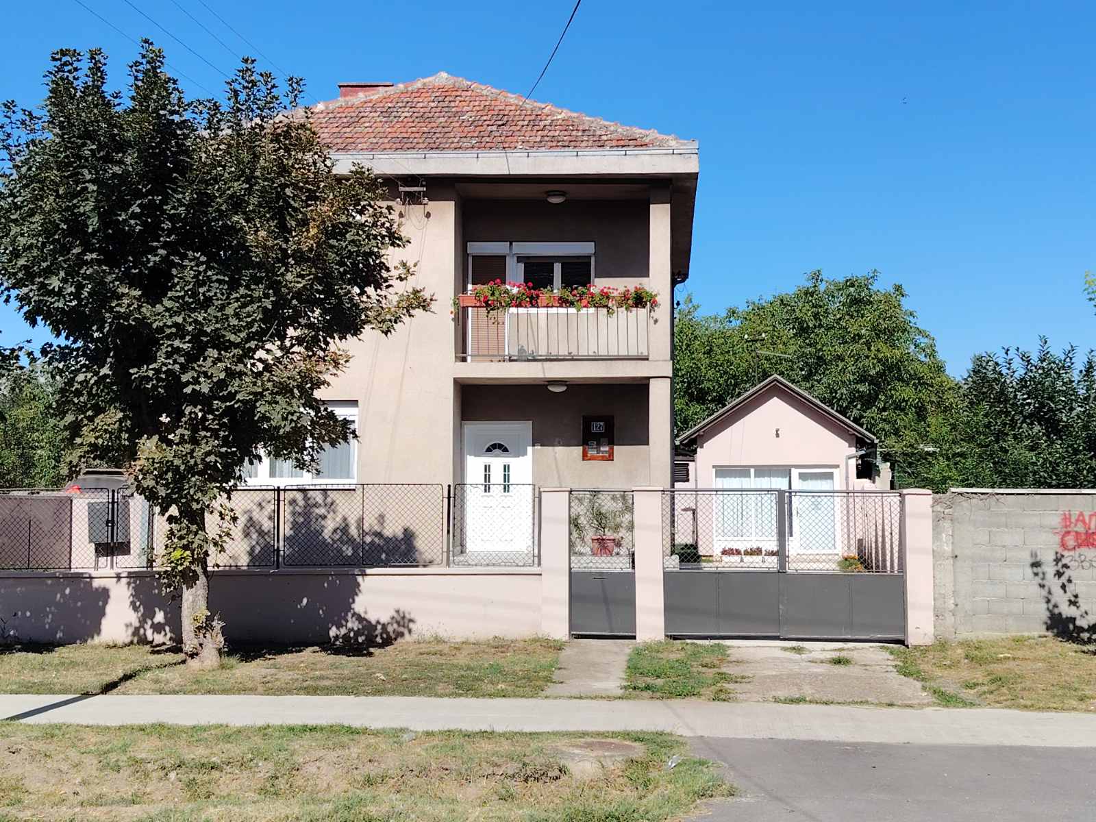 hero image of a building